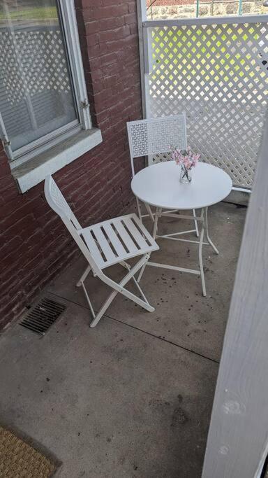 Escape On Hambright's Alley! Walk 2 Everything! Cyclists Welcome! 1st Fl Unit A
